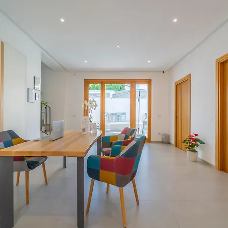 דירה Nuova -luxury & Apartment- אולביה