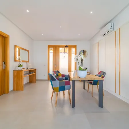 Nuova -luxury & Apartment- *